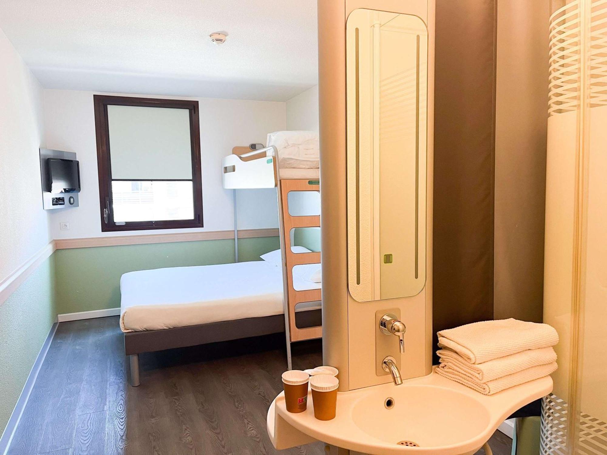 Ibis Budget Nimes Centre Gare المظهر الخارجي الصورة